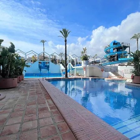 Appartement With Sea Views In Benalbeach Benalmádena