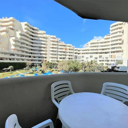 With Sea Views Apartment *