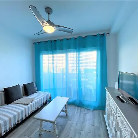 Appartement With Sea Views In Benalbeach Benalmádena