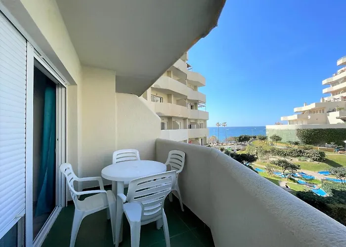 With Sea Views In Benalbeach Benalmadena